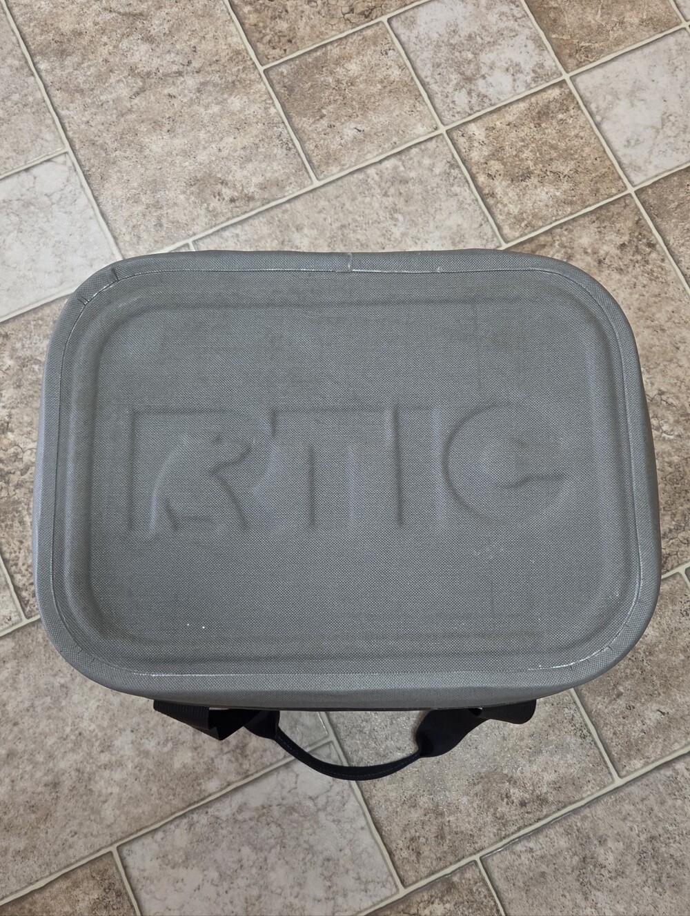 RTIC Soft Pack 30 Can Cooler - Picture 6 of 6